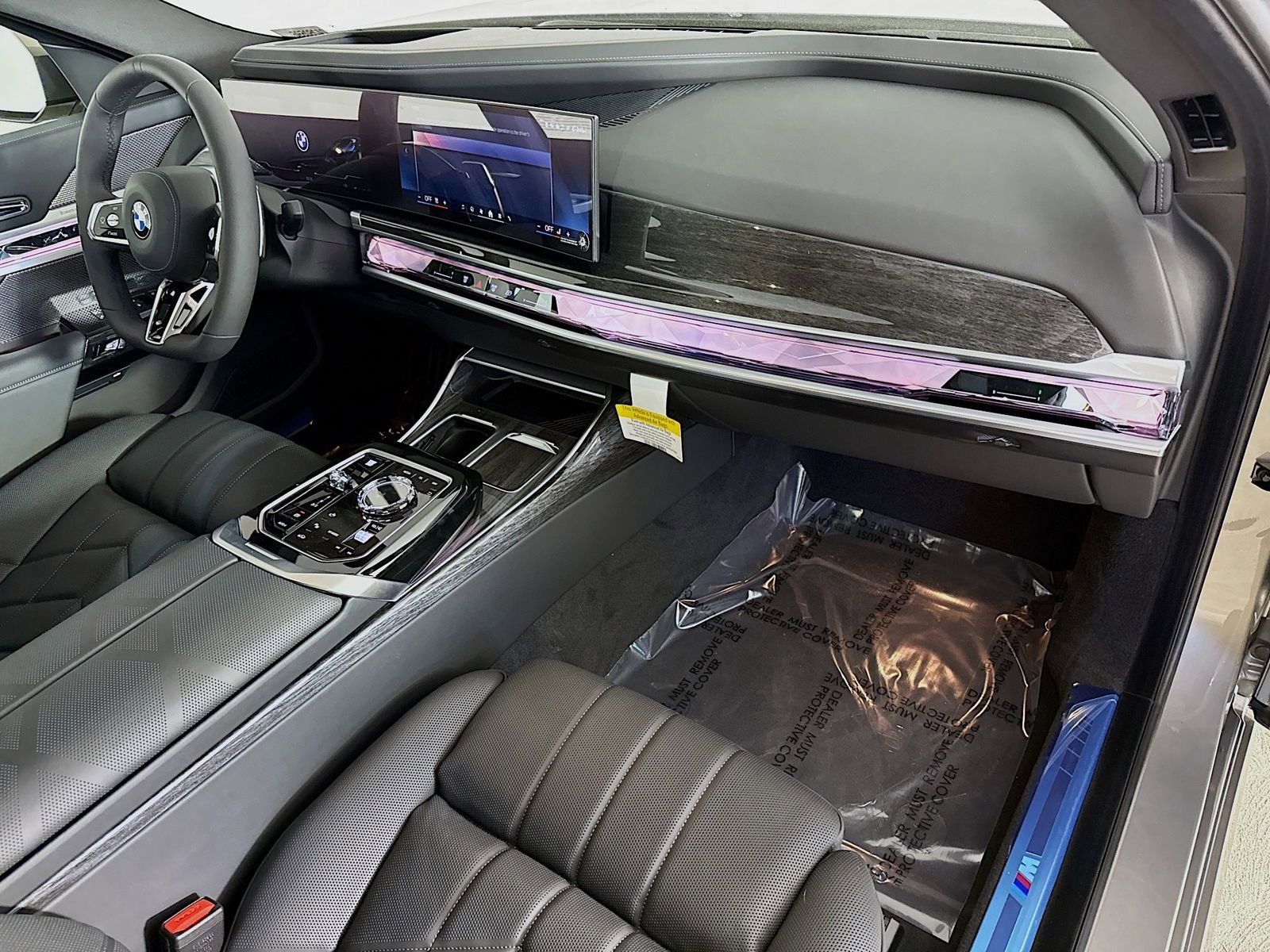 New 2026 BMW 760i xDrive image 31