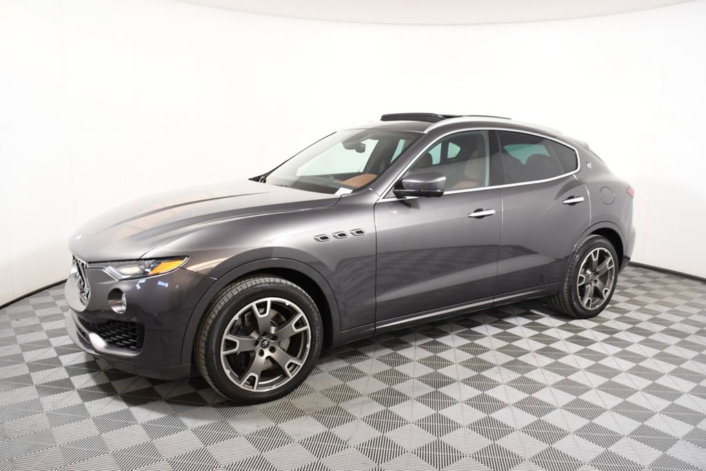 Used 2021 Maserati Levante S image 2