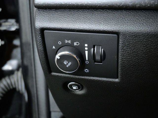 Used 2016 Jeep Grand Cherokee Laredo AWD/4WD image 16