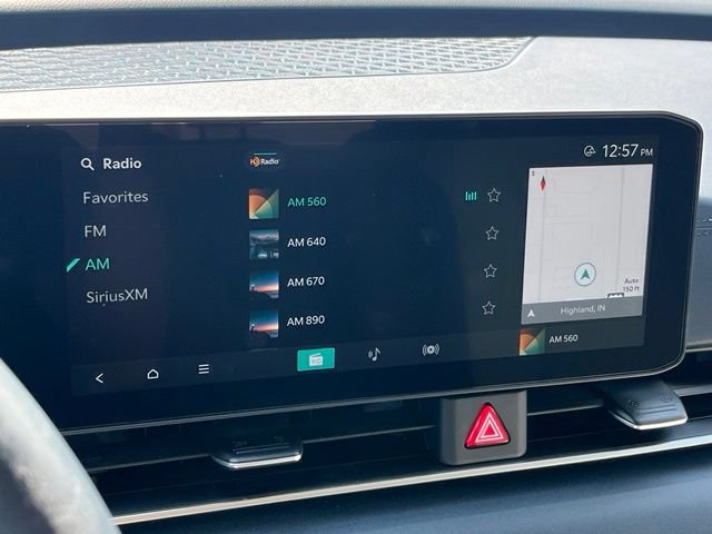 Certified 2025 Kia Carnival EX FWD image 23