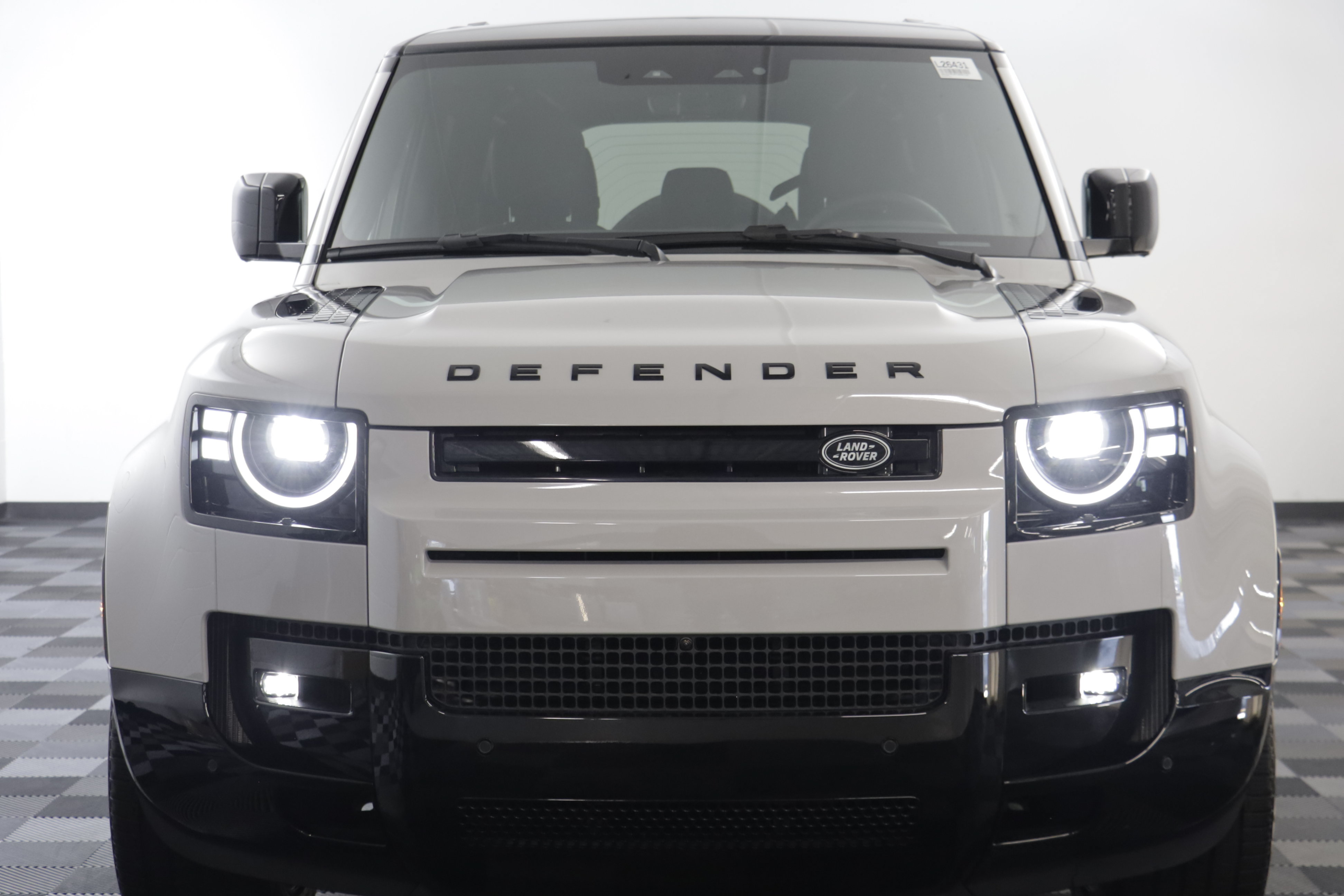 New 2026 Land Rover Defender 110 X-Dynamic SE AWD/4WD image 24