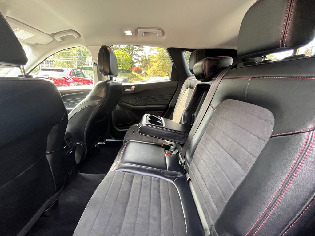 Used 2022 Ford Escape SEL w/ SEL Stealth AWD Package image 13