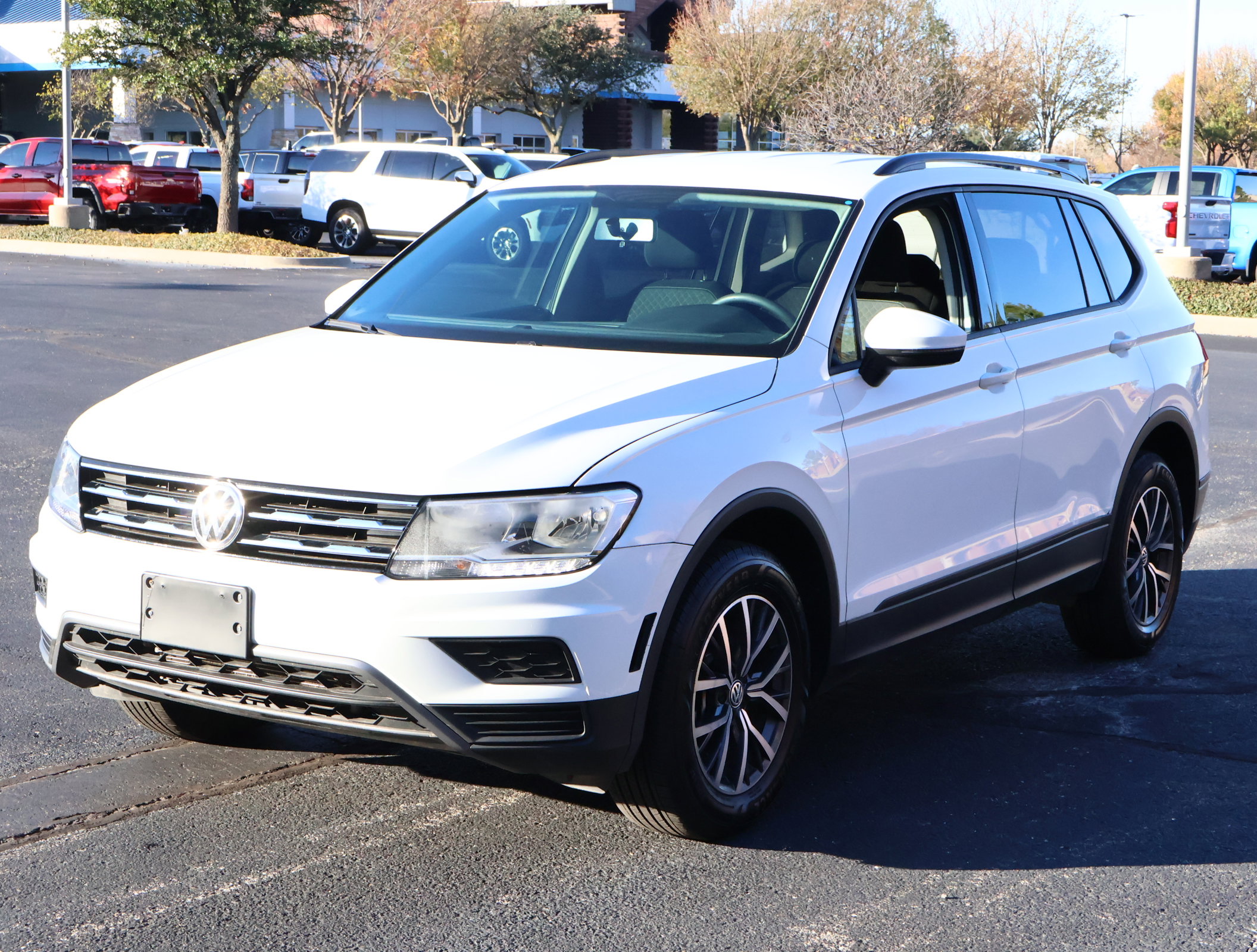 Used 2021 Volkswagen Tiguan S image 25