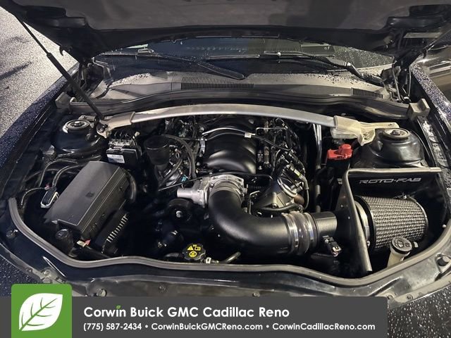 Used 2015 Chevrolet Camaro SS w/ SS Performance Package image 32