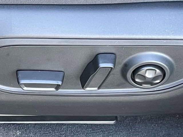 New 2025 Jeep Grand Cherokee Altitude RWD image 14