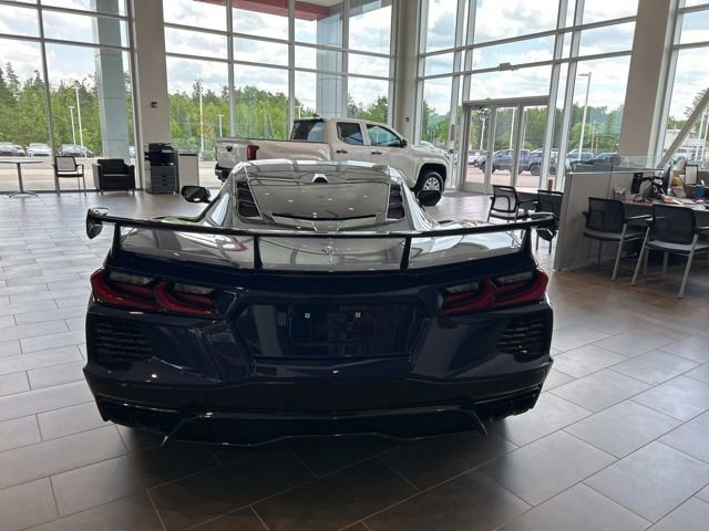 Used 2025 Chevrolet Corvette Stingray Preferred Cpe w/ Z51 Performance Package RWD image 5