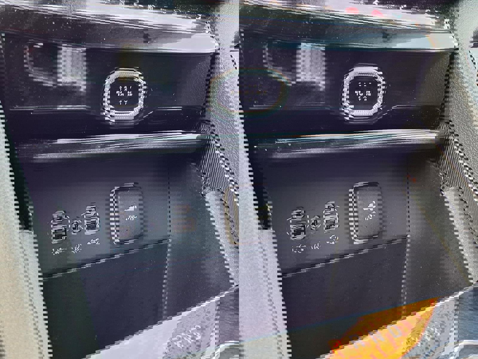 Used 2026 Jeep Grand Cherokee Limited w/ Limited Altitude Package AWD/4WD image 14