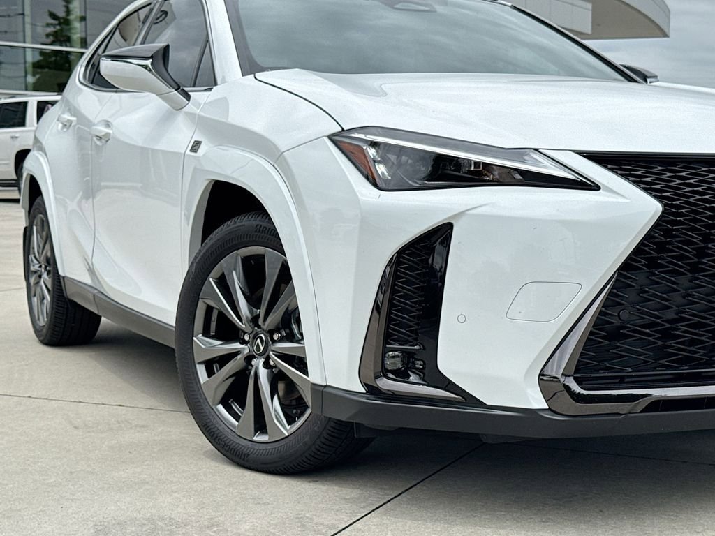 New 2026 Lexus UX 300h FWD image 9