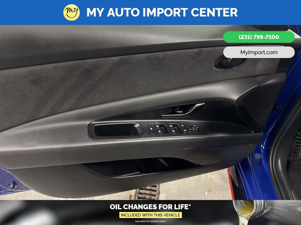 Used 2025 Hyundai Elantra N Base w/ Cargo Package image 10