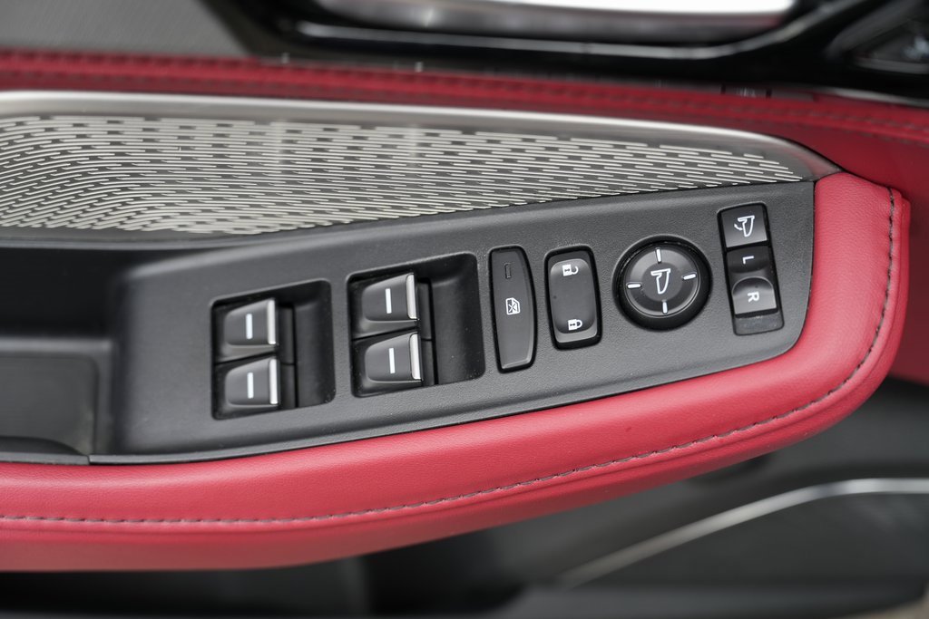 Used 2024 Acura MDX A-Spec image 29