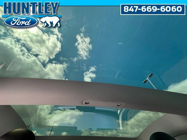 Used 2023 Tesla Model 3 Performance image 16