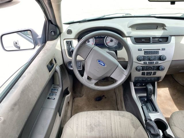 Used 2008 Ford Focus SE FWD image 25