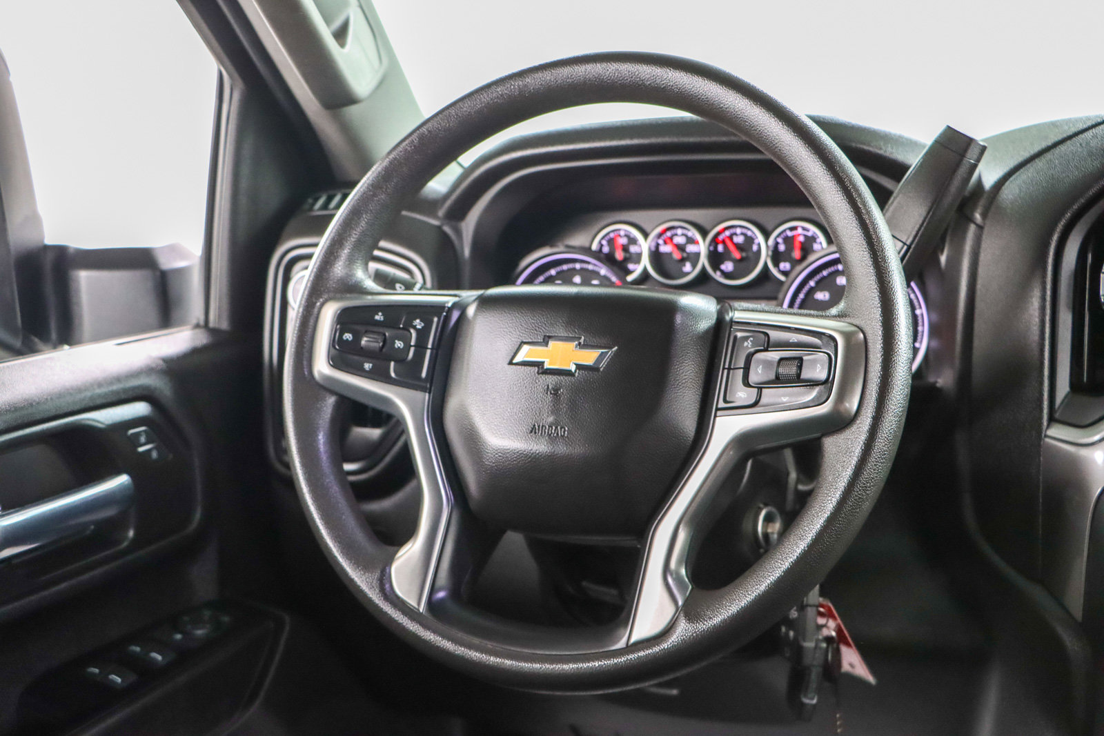 Used 2023 Chevrolet Silverado 2500 Custom w/ Custom Convenience Package image 13