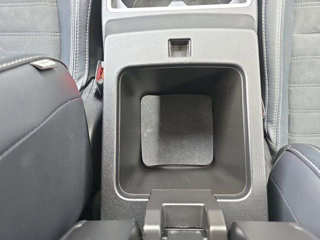 Used 2024 Mitsubishi Outlander SE image 27