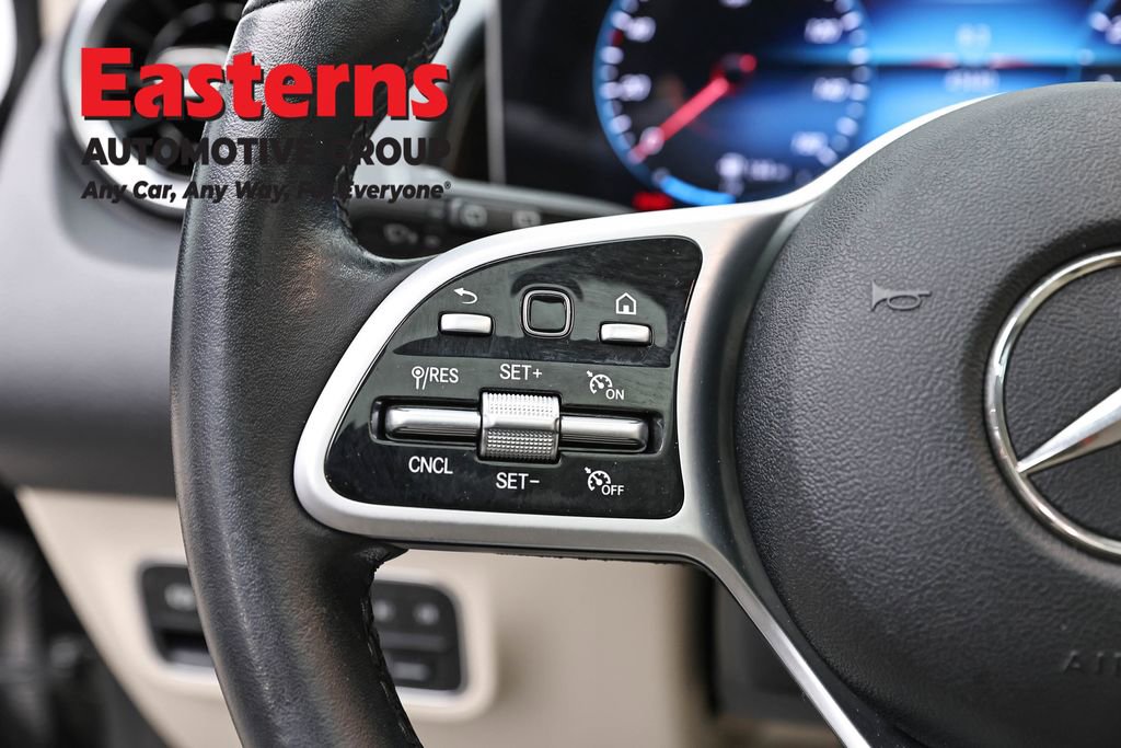 Used 2020 Mercedes-Benz GLB 250 4MATIC image 15