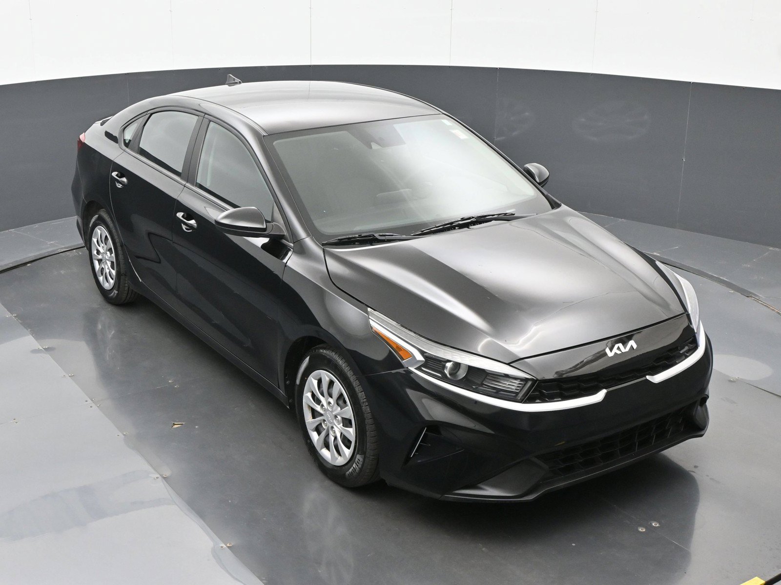 Used 2024 Kia Forte LX FWD image 33