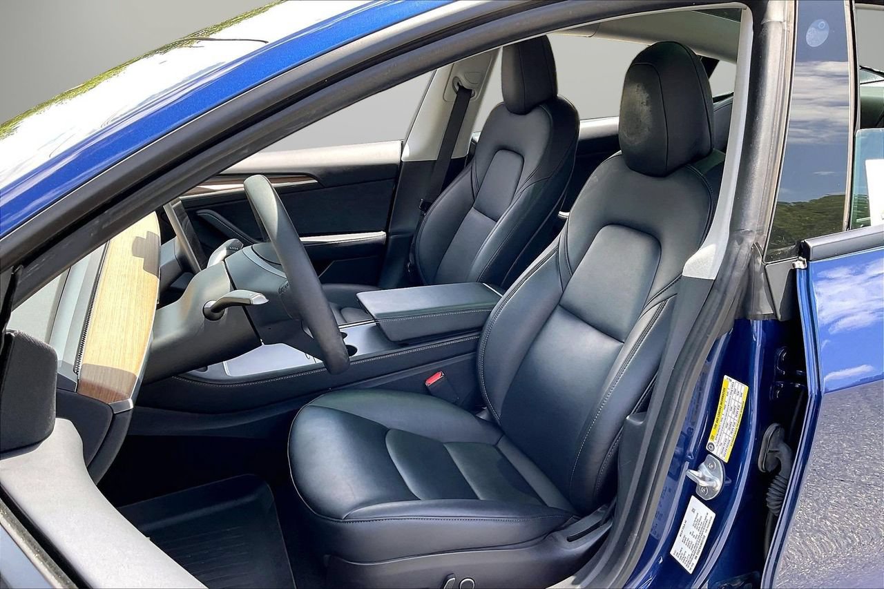 Used 2021 Tesla Model 3 Standard Range Plus RWD image 23