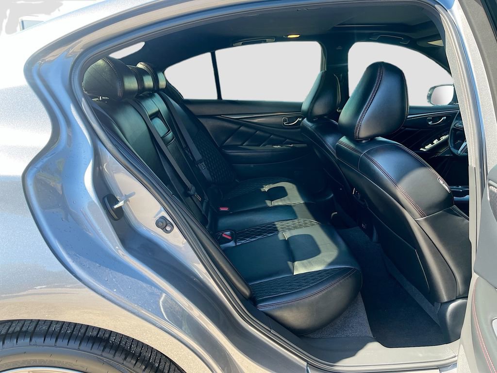 Used 2022 INFINITI Q50 Red Sport 400 w/ Carbon Fiber Package RWD image 29