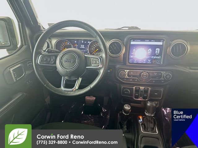 Used 2018 Jeep Wrangler Unlimited Sahara AWD/4WD image 26