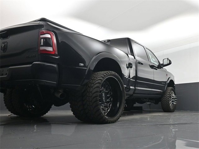 Used 2022 RAM 3500 Limited w/ Max Tow Package image 65