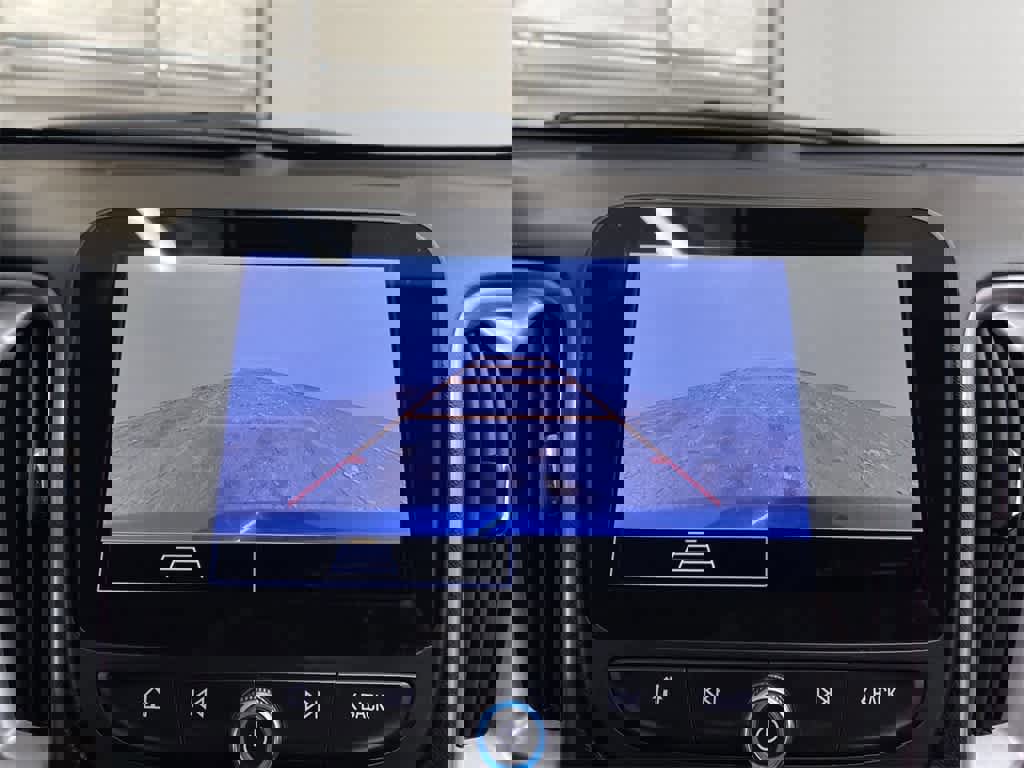 Used 2023 Chevrolet Malibu LT image 25