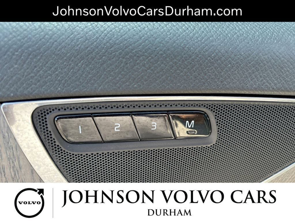 Used 2023 Volvo XC90 B5 Plus w/ Protection Package Premier AWD/4WD image 15