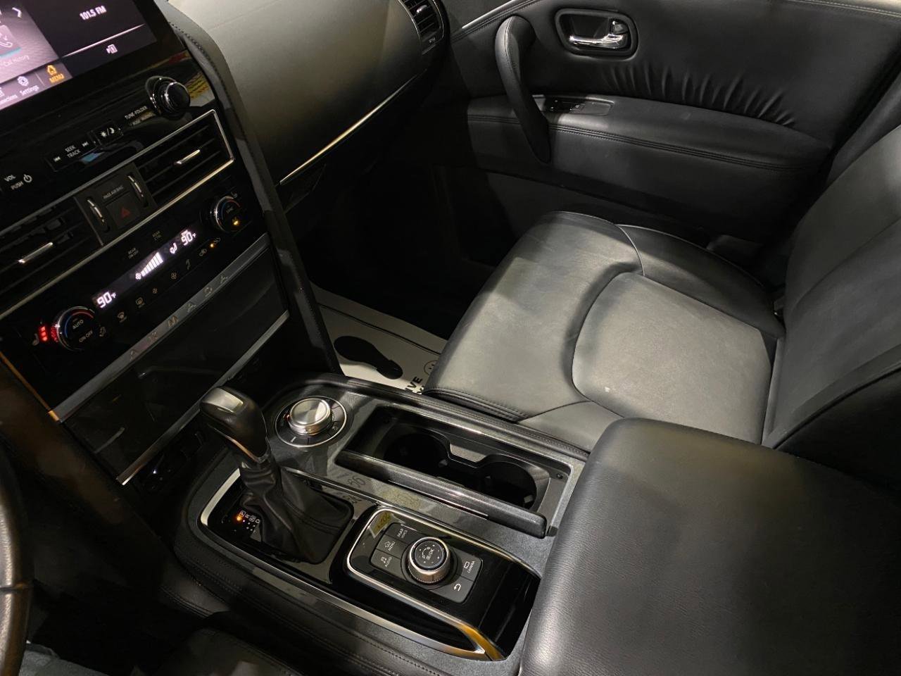 Used 2021 Nissan Armada SV w/ SV Appearance Package image 15