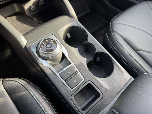 Used 2025 Ford Escape PHEV w/ PHEV Premium Package image 30