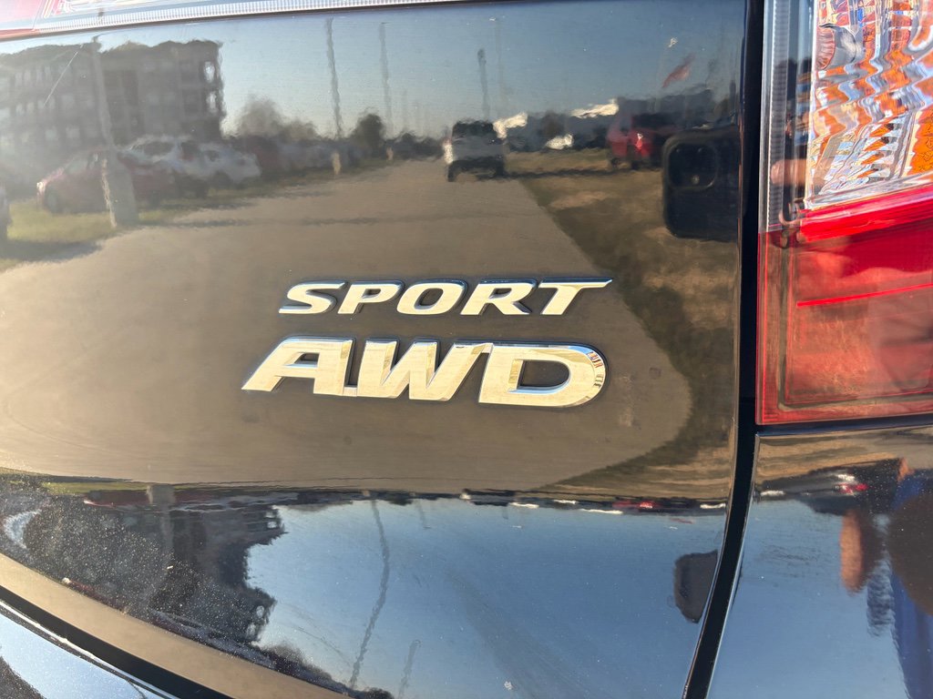 Certified 2022 Honda Pilot Sport image 30