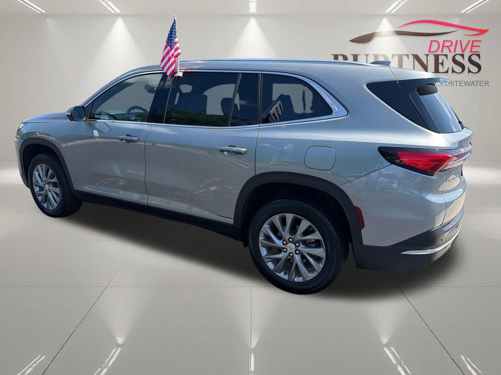 Certified 2025 Buick Enclave Preferred FWD image 7