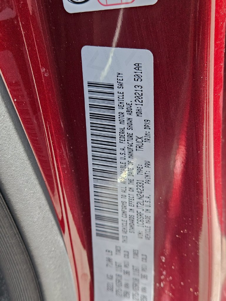 Used 2020 RAM 1500 Laramie AWD/4WD image 31