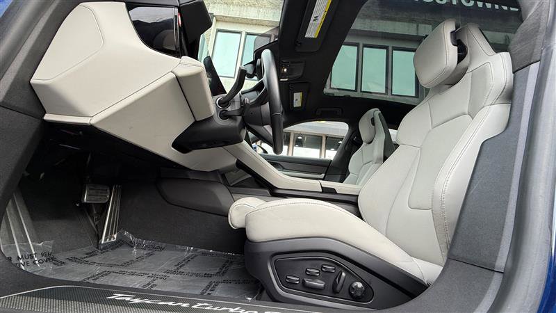 Used 2022 Porsche Taycan Turbo S w/ Premium Package image 13