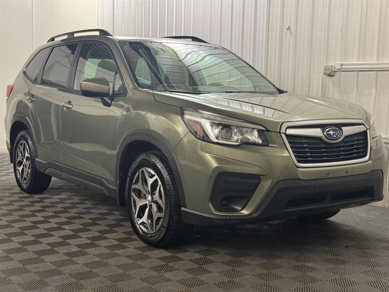 Used 2020 Subaru Forester Premium AWD/4WD image 6