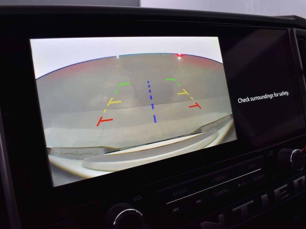 Used 2025 Nissan Frontier SV w/ Tow Package image 30