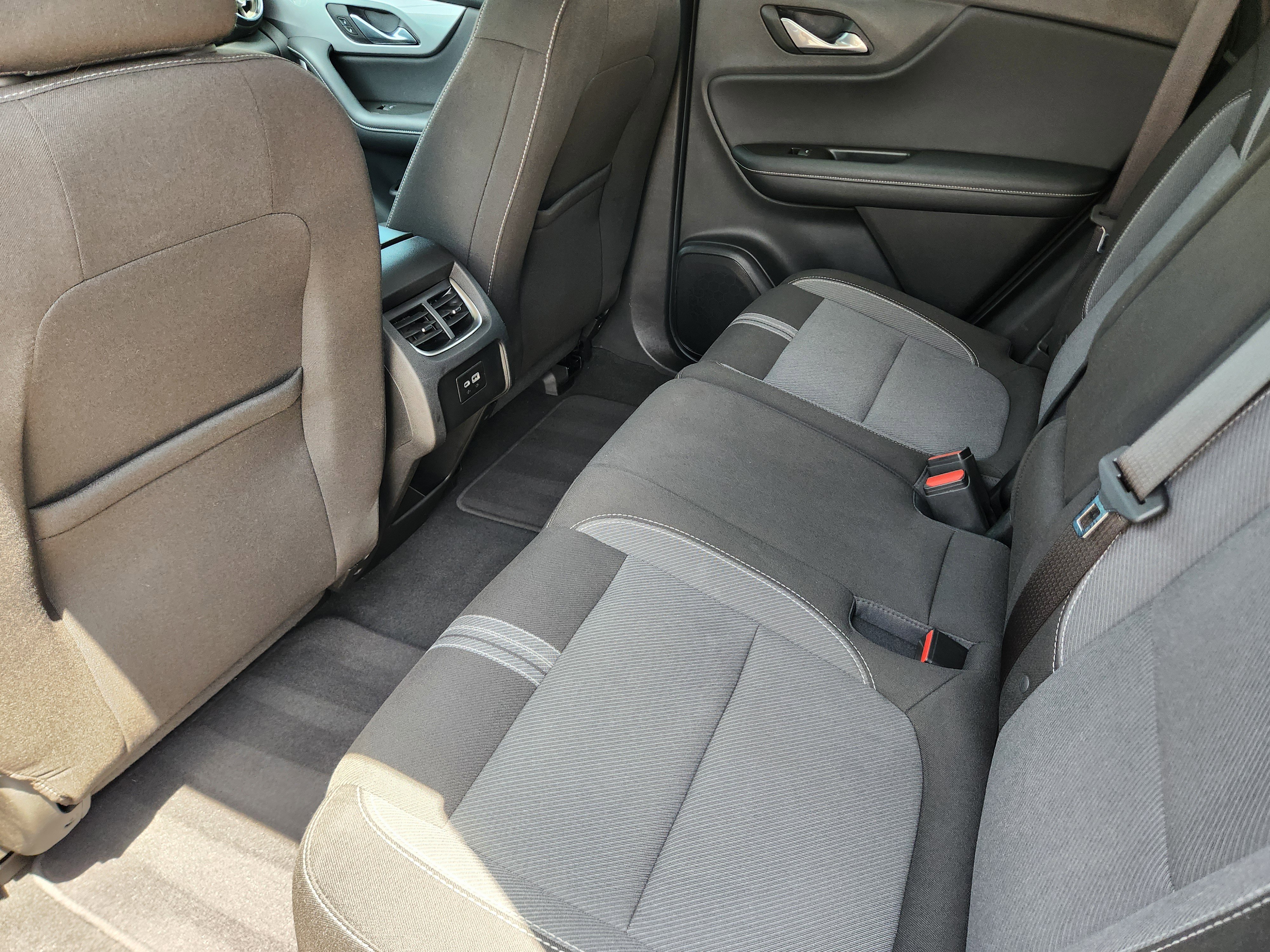 Used 2023 Chevrolet Blazer LT w/ Driver Confidence Package FWD image 37