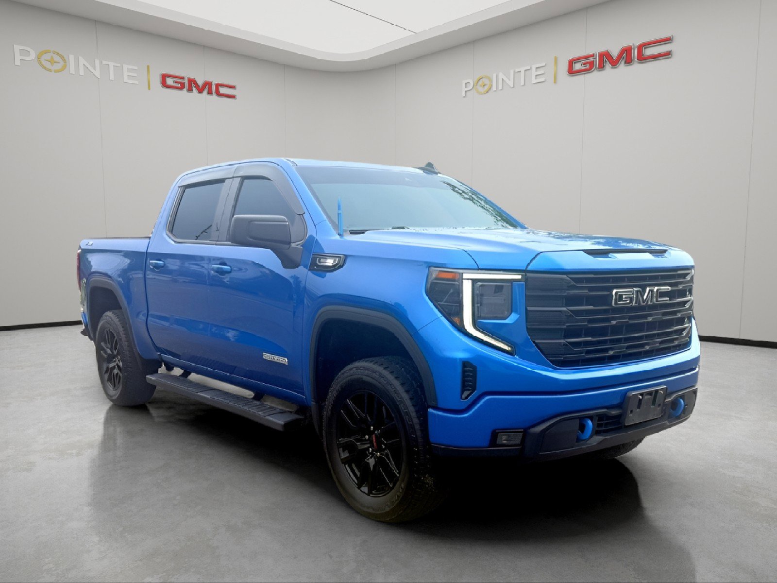 Used 2022 GMC Sierra 1500 Elevation w/ Preferred Package AWD/4WD image 1