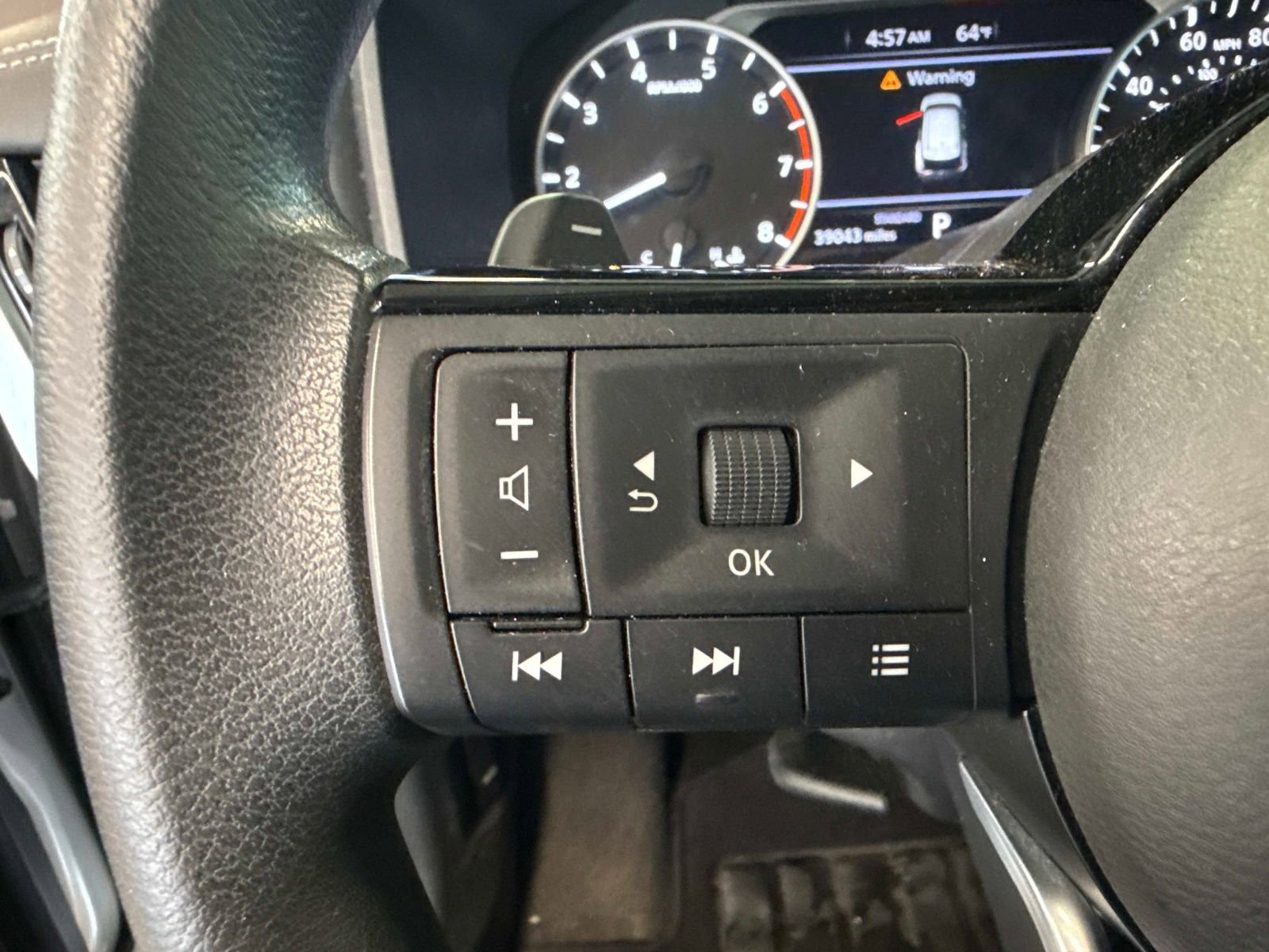 Used 2021 Nissan Rogue SV image 28