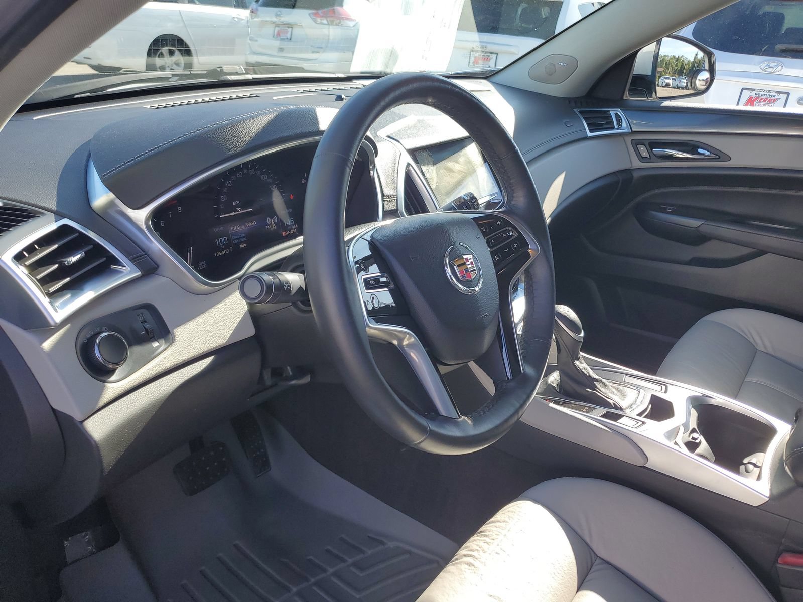 Used 2015 Cadillac SRX FWD image 20