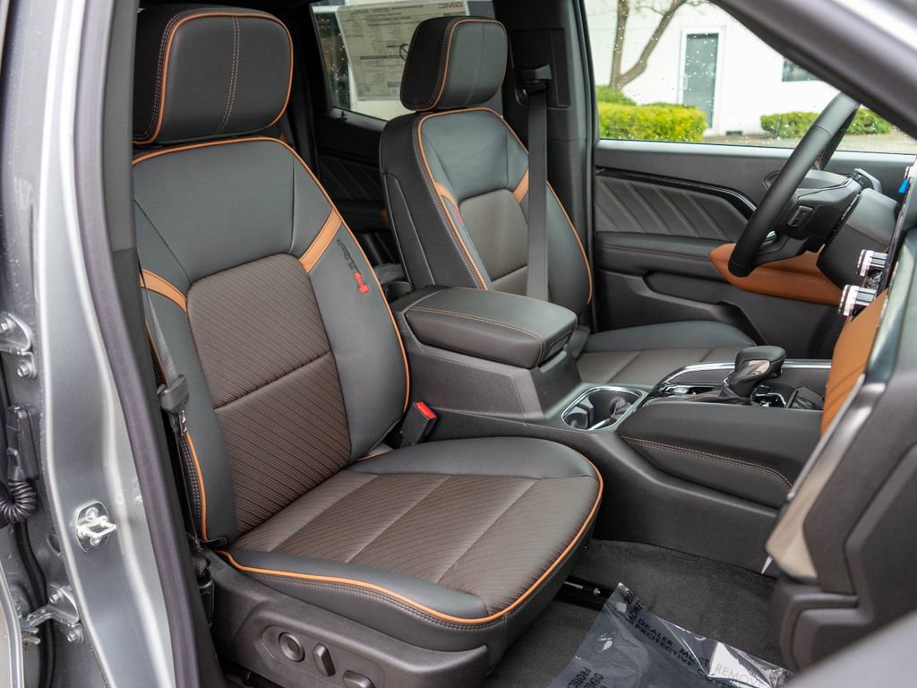 New 2026 GMC Canyon AT4 w/ Technology Plus Package image 9