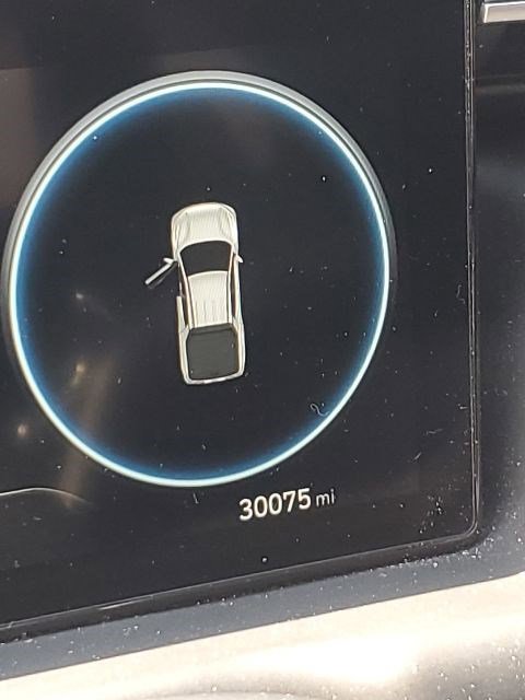 Used 2022 Hyundai Santa Cruz Limited w/ Cargo Package AWD/4WD image 5