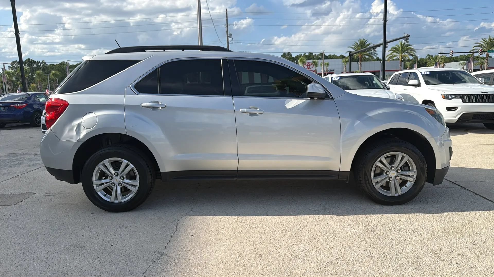 Used 2015 Chevrolet Equinox LT FWD image 6