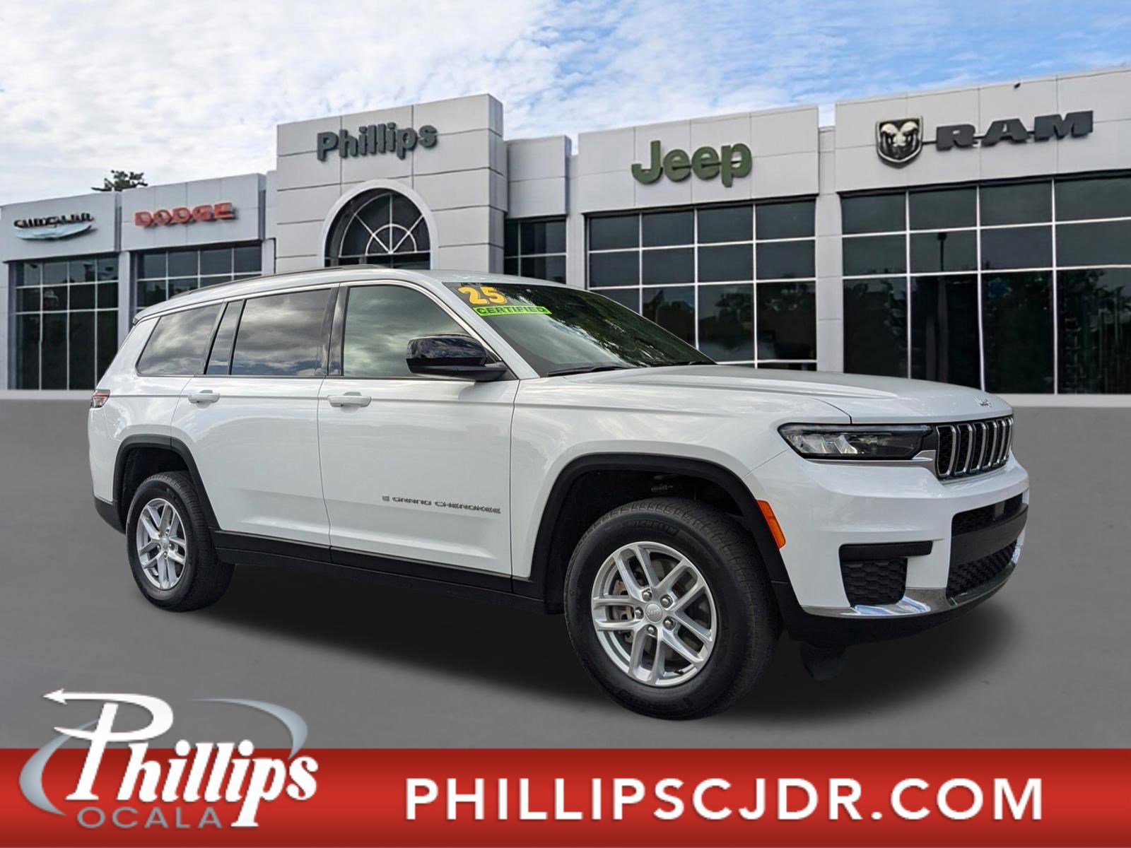 Certified 2025 Jeep Grand Cherokee L Laredo w/ Luxury Tech Group I image 1