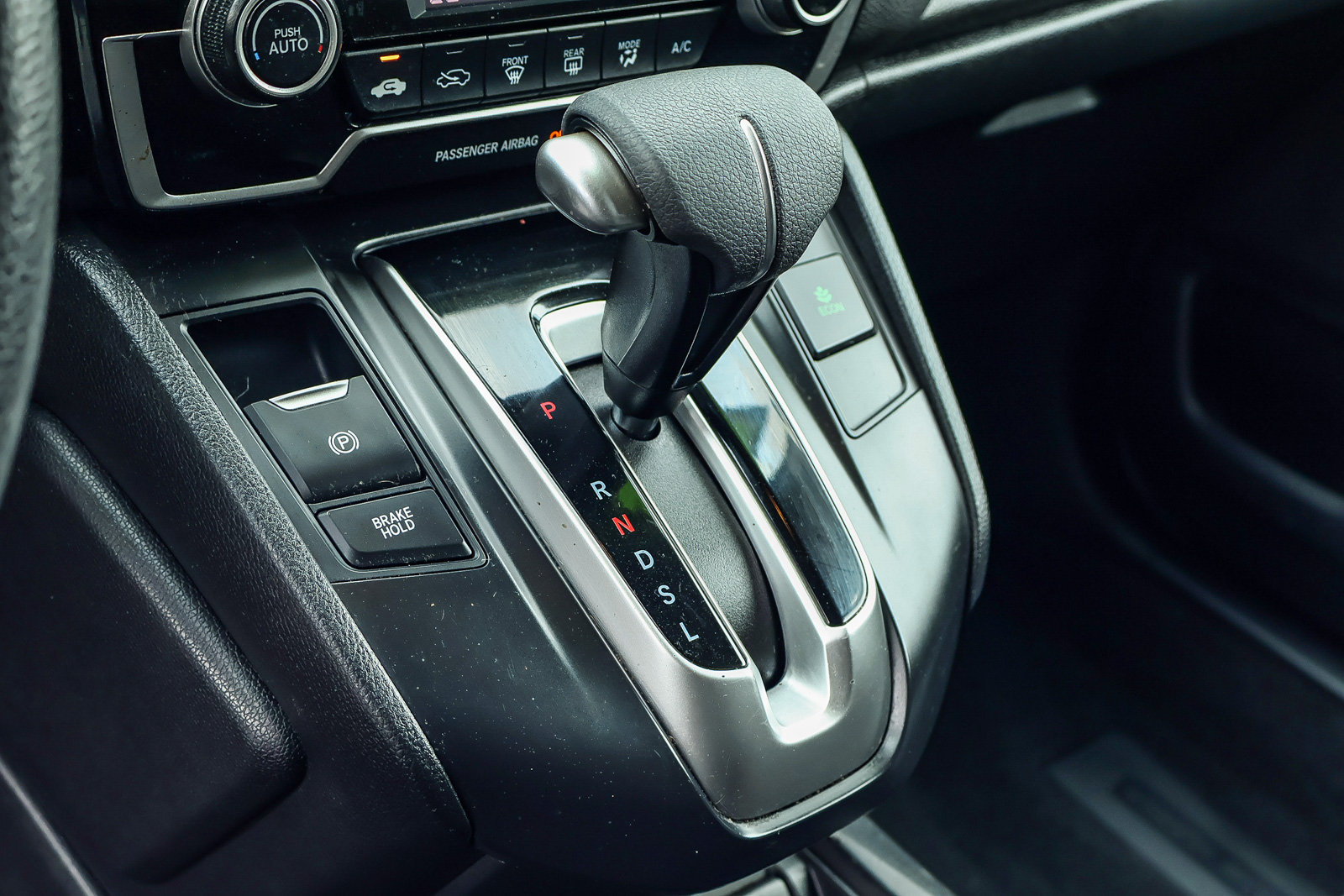 Used 2019 Honda CR-V LX image 8
