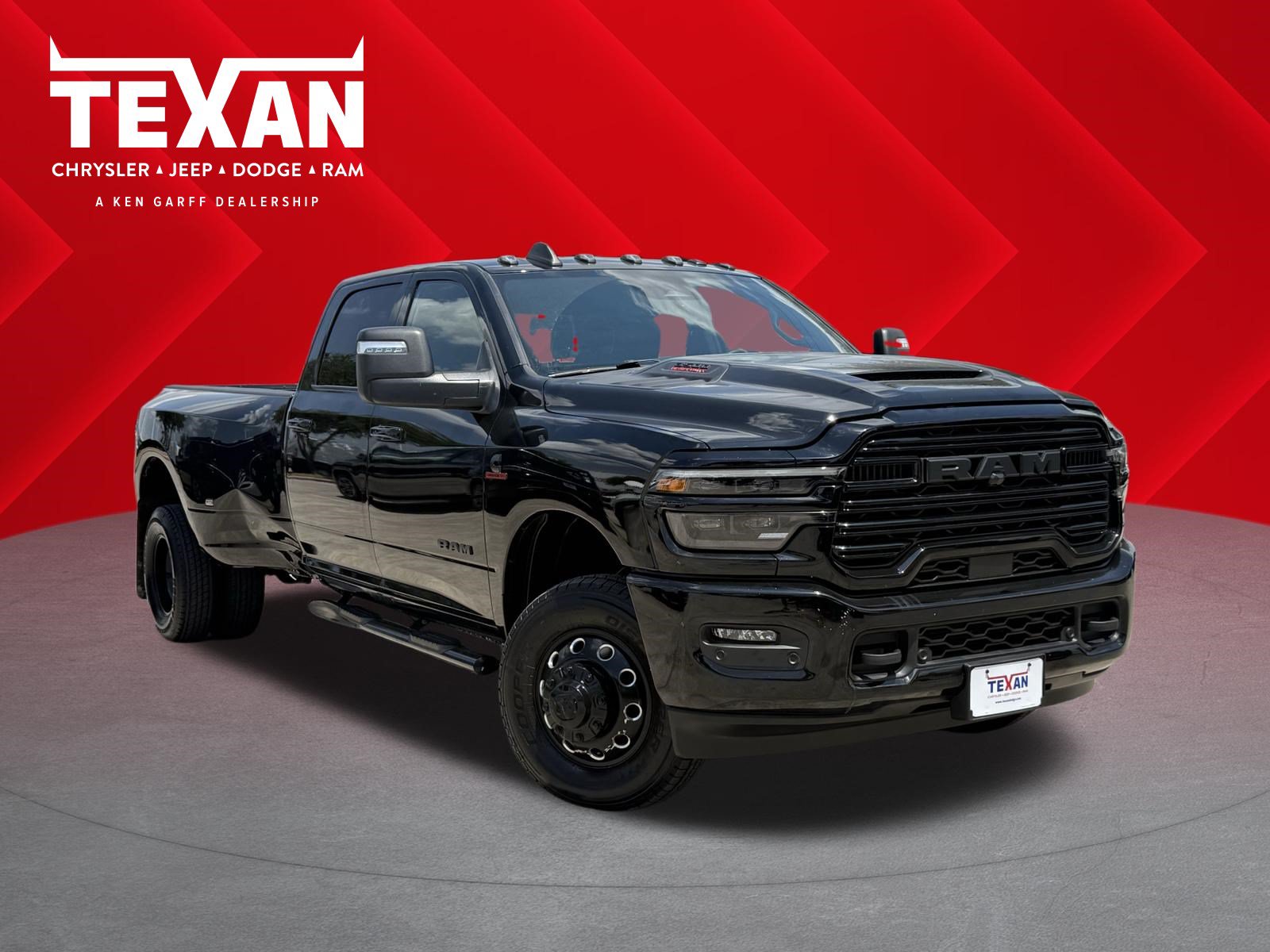 Used 2025 RAM 3500 Laramie w/ Night Edition AWD/4WD image 1