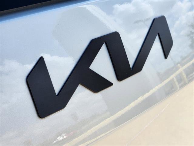 New 2026 Kia EV9 Land w/ Nightfall Edition Package image 8