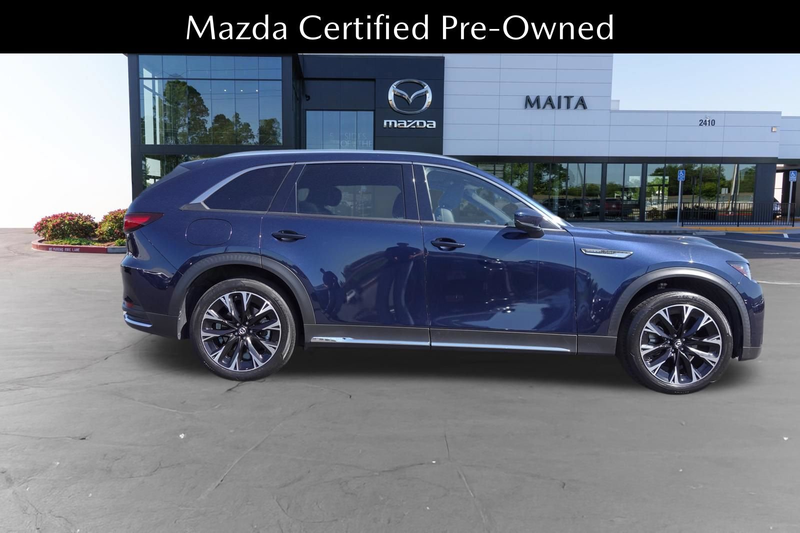 Certified 2024 MAZDA CX-90 Plug-In Hybrid w/ Premium Plus AWD/4WD image 2