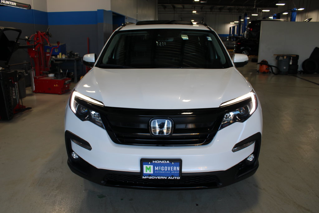 Used 2022 Honda Pilot Special Edition image 2