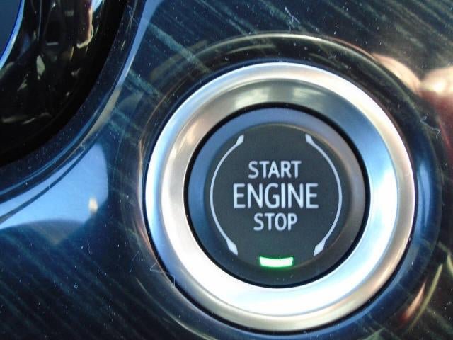 Used 2022 Cadillac XT6 Premium Luxury w/ Technology Package AWD/4WD image 11