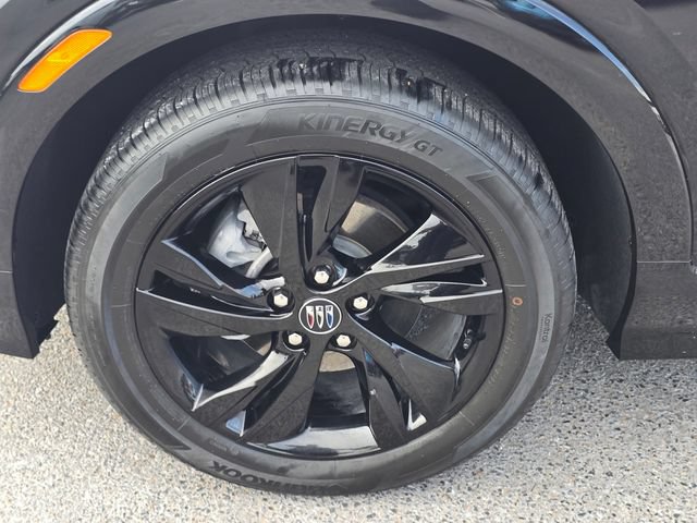 Used 2025 Buick Encore GX Sport Touring w/ Advanced Technology Package FWD image 9