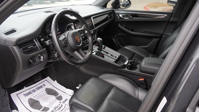 Used 2023 Porsche Macan image 20
